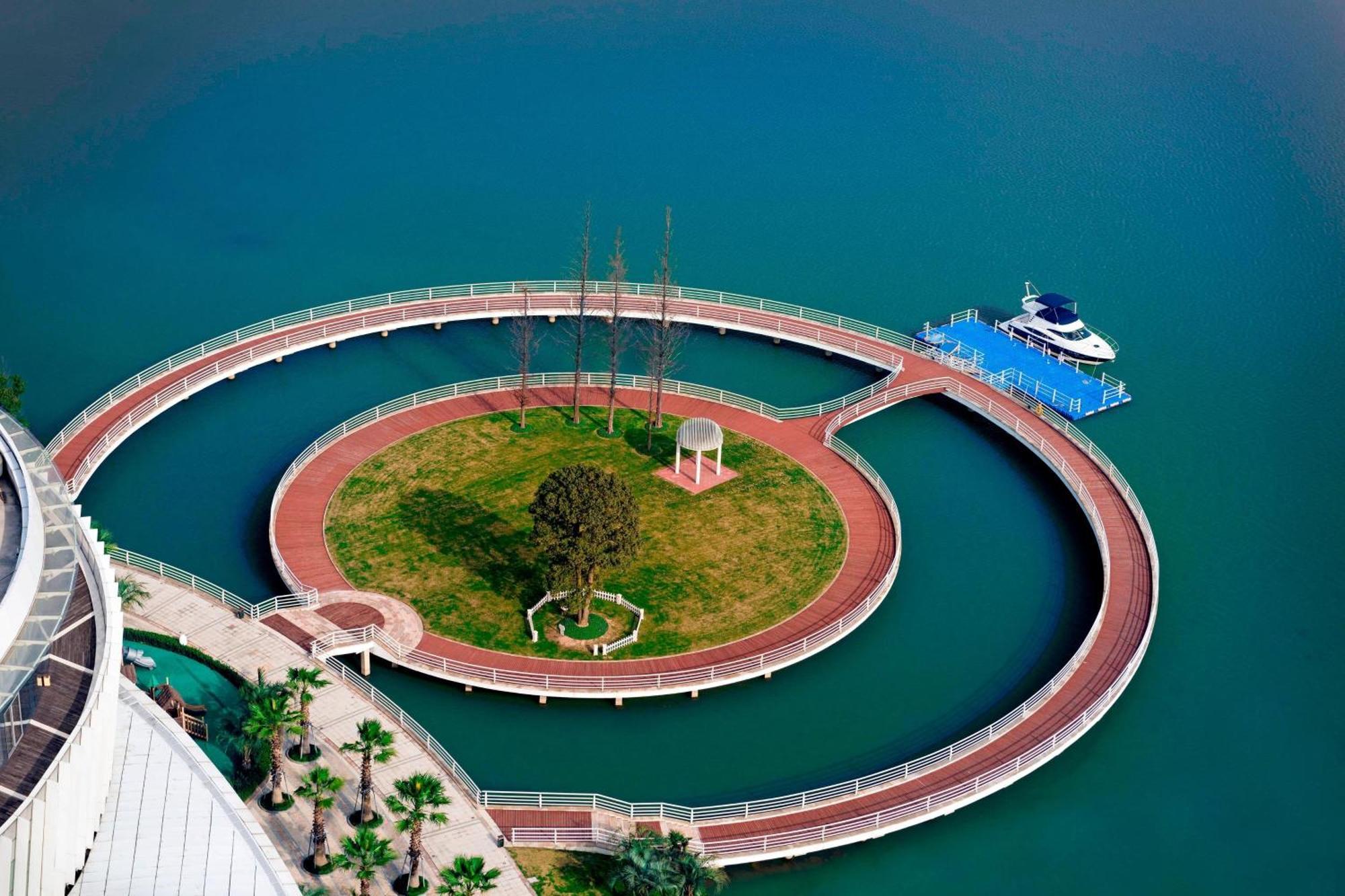 Sheraton Huzhou Taihu Lake Hot Spring Resort & Spa Екстериор снимка
